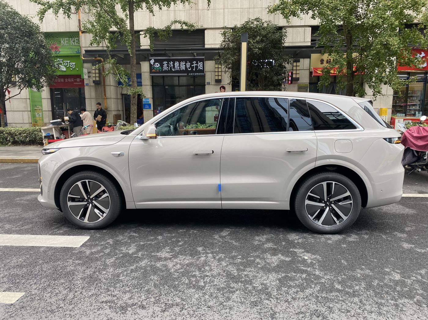 Ag官网ONE口碑_Ag官网汽车